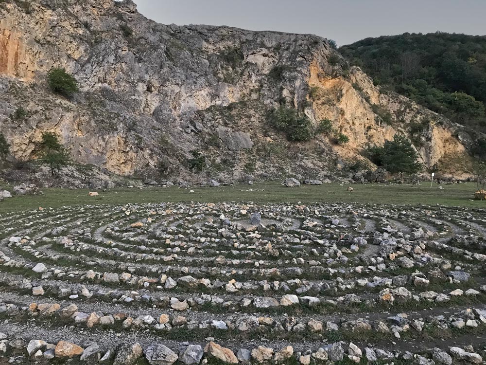 Waitov Lom - Bratislava - labyrinth