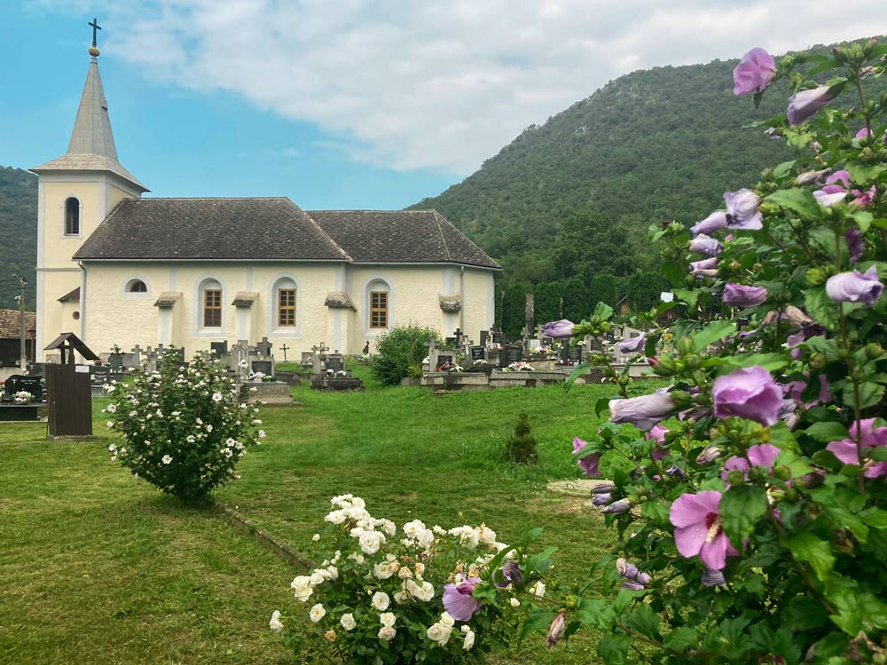 Háj village - cemetery