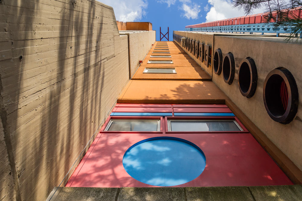 Bratislava communist buildings - Družba