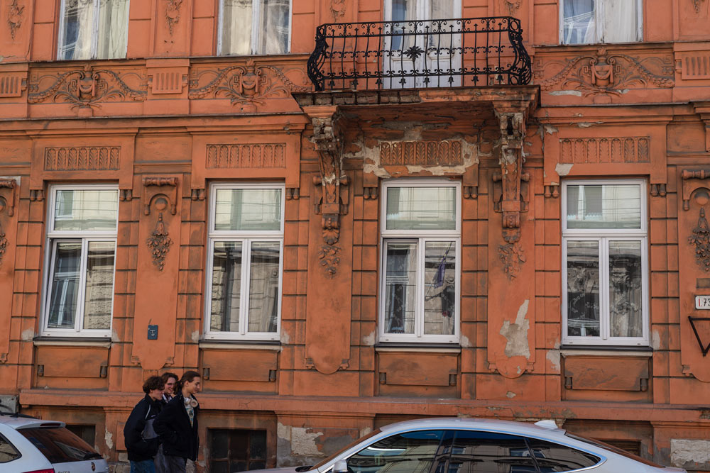How to do a photo walk - Bratislava street photography