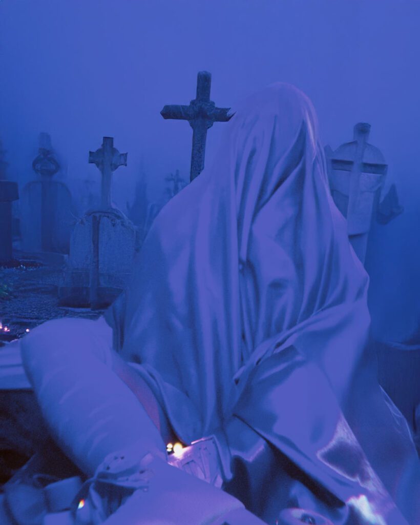 How to do a ghost photoshoot