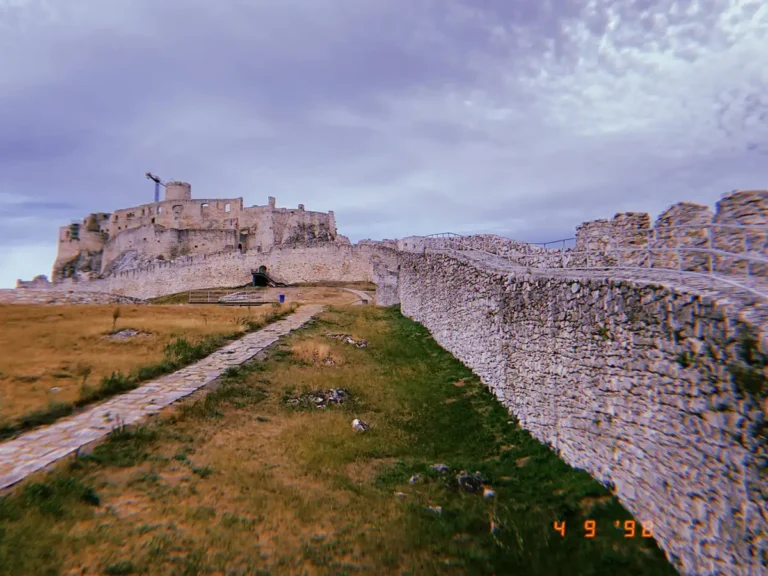 Spiš Castle, Huji Cam